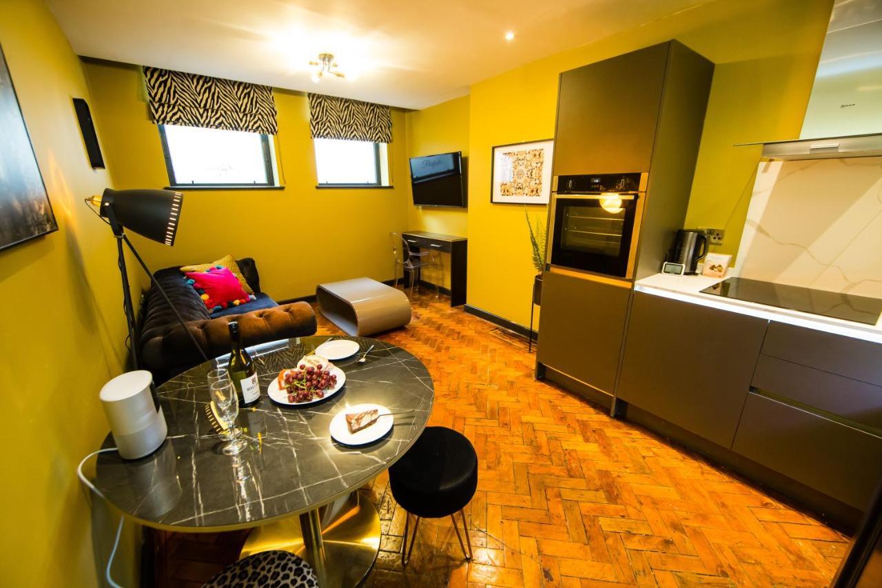 Maison Parfaite Ls1 - Luxury City Centre Apartments Лидс Экстерьер фото